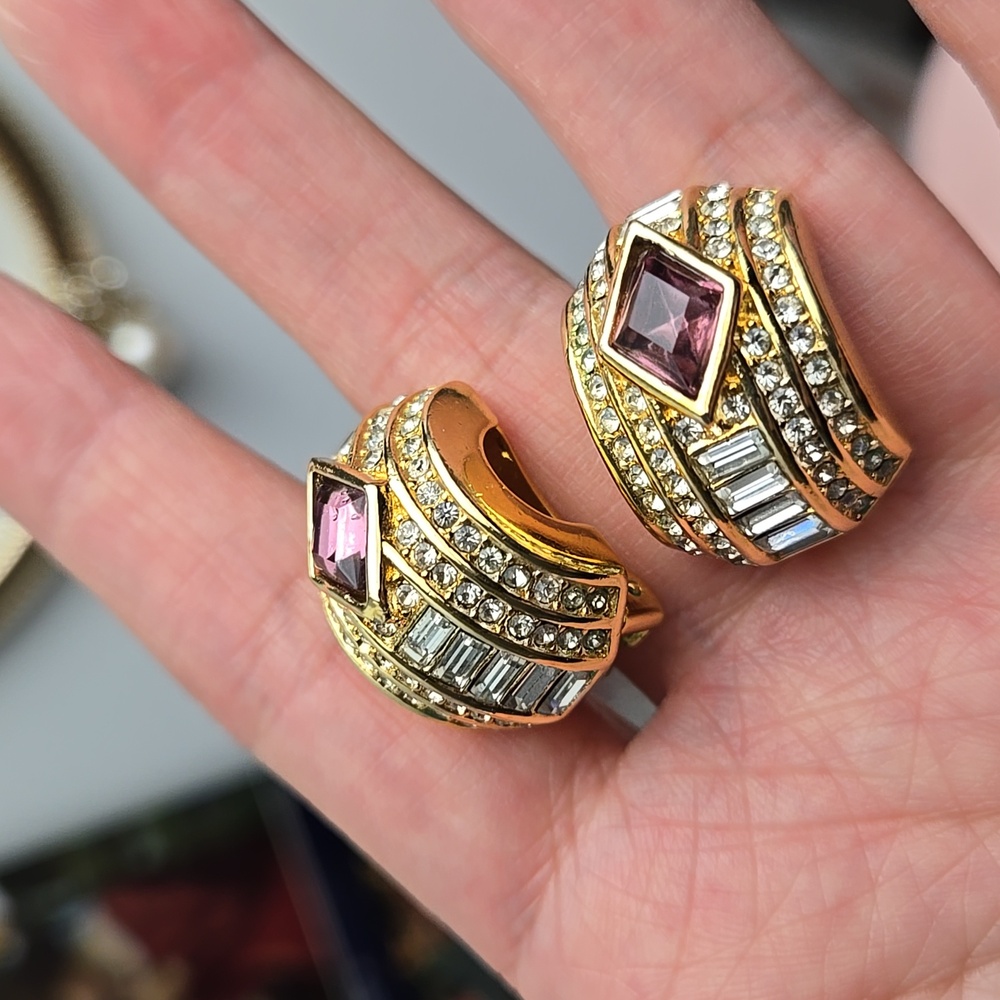 Christan Dior Gold Plated Earrings Clip On With Crystal / Amethyst  Repaired - Picture 3 of 16